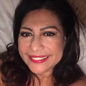 Meet your Posher, Rocio